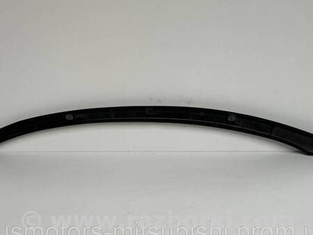 ФОТО Накладка крила молдинг права для Mitsubishi L200 (06-14) Коломия