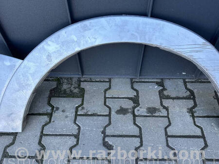 ФОТО Накладка переднього крила права для Mitsubishi Pajero Wagon 4 Коломия