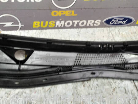 ФОТО Накладка під лобове скло для Mitsubishi L200 (06-14) Коломия