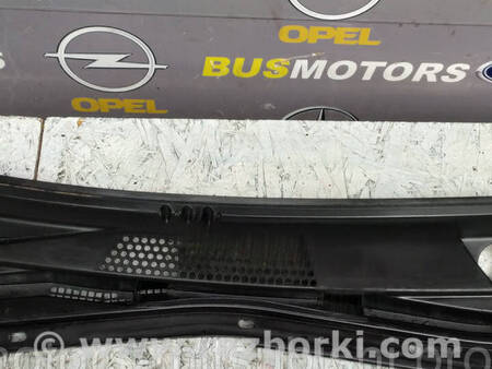 ФОТО Накладка під лобове скло для Mitsubishi L200 (06-14) Коломия