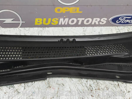 ФОТО Накладка під лобове скло для Mitsubishi L200 (06-14) Коломия