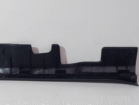 ФОТО Накладка порога передня права для Mitsubishi ASX Коломия