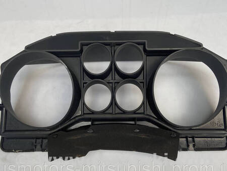 ФОТО Накладка торпедо панелі приладів для Mitsubishi Pajero Wagon 3 Коломия