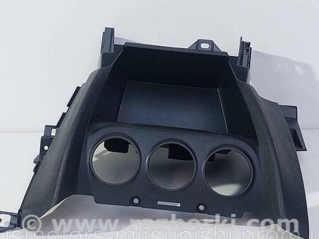 ФОТО Накладка центральної консолі для Mitsubishi ASX Коломия