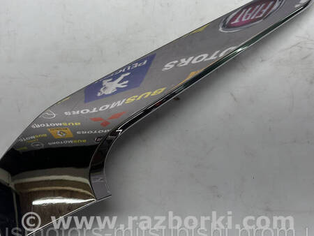 ФОТО Нікельована накладка бампера права для Mitsubishi L200 (06-14) Коломия