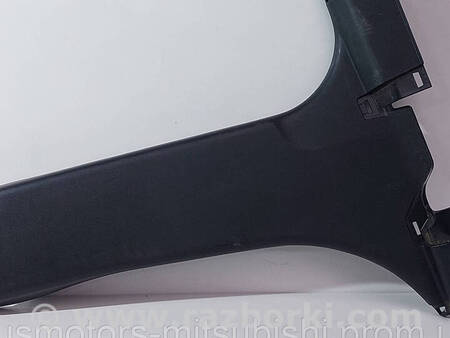 ФОТО Обшивка середньої стійки права для Mitsubishi ASX Коломия