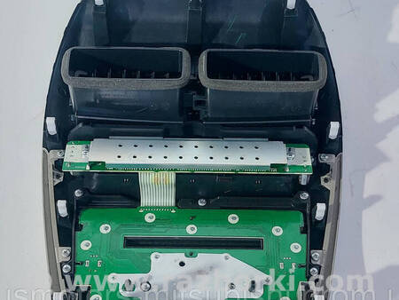 ФОТО Панель приладова центральна в для Mitsubishi ASX Коломия