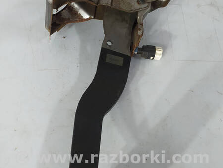 ФОТО Педаль гальма для Mitsubishi L200 (06-14) Коломия