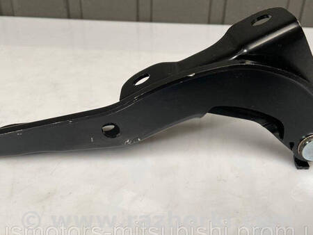 ФОТО Петля капота ліва для Mitsubishi L200 (06-14) Коломия
