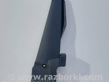 ФОТО Пластик салону правий передній для Mitsubishi ASX Коломия