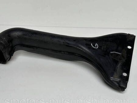 ФОТО Повітрозабірник Патрубок повітряного фільтра для Mitsubishi Grandis Коломия