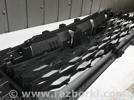 ФОТО Решітка бампера для Mitsubishi L200 (06-14) Коломия