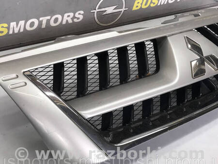 ФОТО Решітка радіатора для Mitsubishi Pajero Wagon 3 Коломия