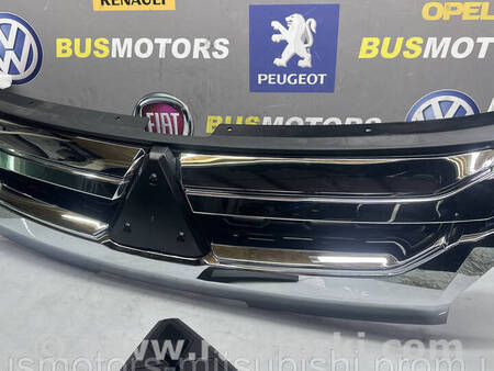 ФОТО Решітка радіатора для Mitsubishi L200 (06-14) Коломия
