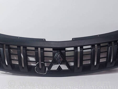 ФОТО Решітка радіатора для Mitsubishi L200 (06-14) Коломия