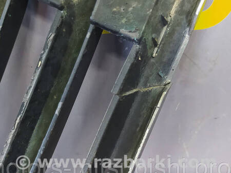 ФОТО Решітка радіатора ліва для Mitsubishi L200 (06-14) Коломия