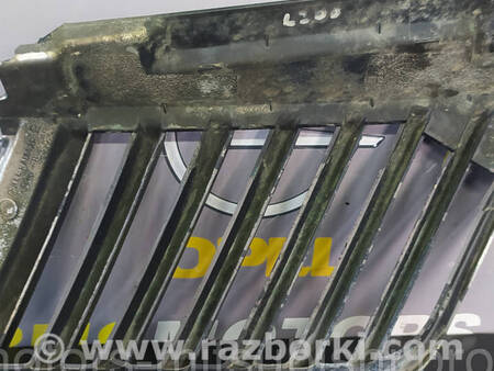 ФОТО Решітка радіатора ліва для Mitsubishi L200 (06-14) Коломия