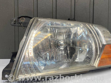 ФОТО Фара передня ліва для Mitsubishi Pajero Wagon 3 Коломия