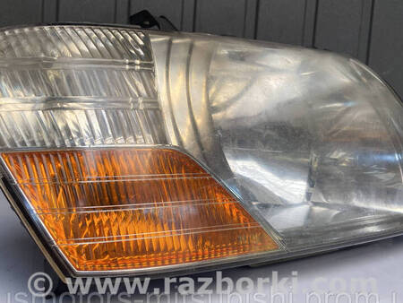 ФОТО Фара передня права для Mitsubishi Pajero Wagon 3 Коломия