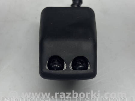 ФОТО Форсунка омивача фари передньої для Mitsubishi Pajero Wagon 3 Коломия