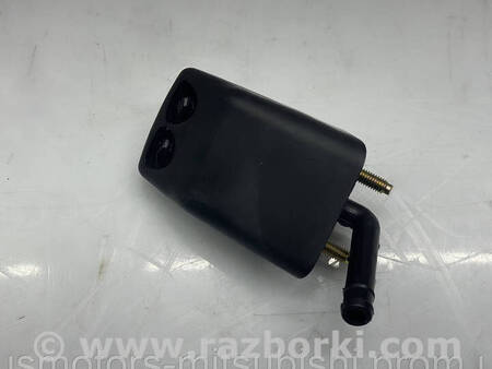 ФОТО Форсунка омивача фари передньої для Mitsubishi Pajero Wagon 3 Коломия