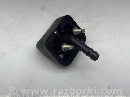 ФОТО Форсунка омивача фари передньої для Mitsubishi Pajero Wagon 3 Коломия