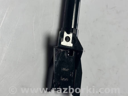 ФОТО Форсунка омивача фари передньої для Mitsubishi Pajero Wagon 4 Коломия