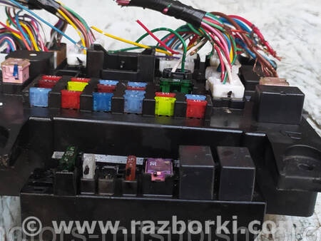 ФОТО Блок запобіжників для Mitsubishi Outlander GF (2012-) Коломия