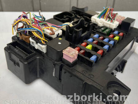 ФОТО Блок запобіжників для Mitsubishi Outlander GF (2012-) Коломия