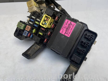 ФОТО Блок запобіжників для Mitsubishi Lancer X 10 (08-17) Коломия