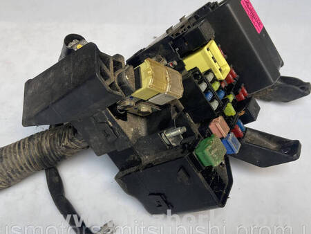 ФОТО Блок запобіжників для Mitsubishi Lancer X 10 (08-17) Коломия