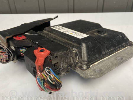 ФОТО Блок управління двигуна для Mitsubishi Outlander GF (2012-) Коломия