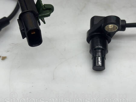 ФОТО Датчик абс передній лівий для Mitsubishi Pajero Sport II Коломия