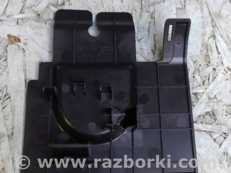 ФОТО Заглушка накладка петлі сидіння для Mitsubishi Outlander GF (2012-) Коломия