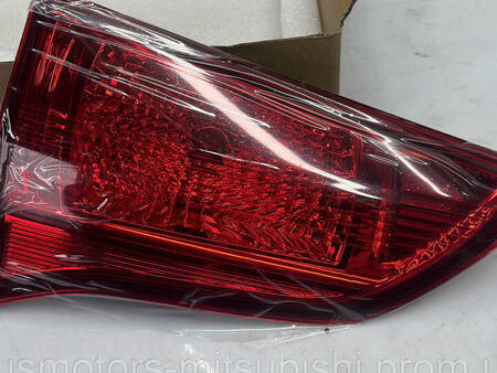 ФОТО Задня ліва лампа для Mitsubishi Pajero Sport II Коломия