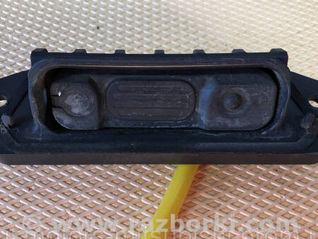 ФОТО Кнопка відкриття багажника для Mitsubishi Outlander GF (2012-) Коломия