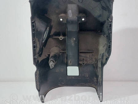 ФОТО Кожух рульової колонки нижній для Mitsubishi Outlander Коломия