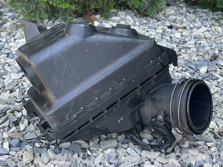 ФОТО Корпус повітряного фільтра для Mitsubishi Outlander GF (2012-) Коломия