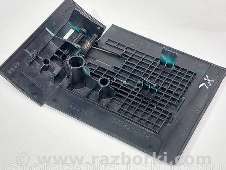 ФОТО Кришка петлі сидіння для Mitsubishi Outlander GF (2012-) Коломия