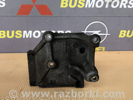 ФОТО Кронштейн компресора кондиціонера для Mitsubishi Outlander Коломия