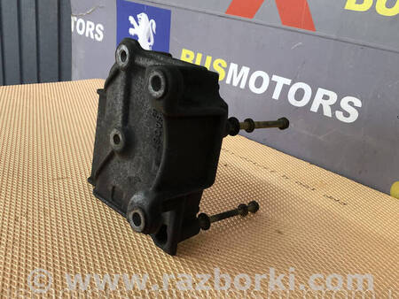 ФОТО Кронштейн компресора кондиціонера для Mitsubishi Outlander Коломия