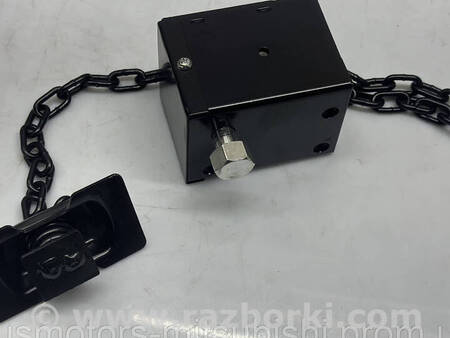 ФОТО Кронштейн кріплення запаски для Mitsubishi Pajero Sport II Коломия