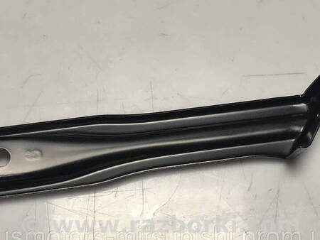 ФОТО Кронштейн переднього бампера правий для Mitsubishi Pajero Sport III Коломия