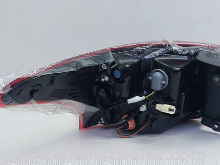 ФОТО Ліхтар задній зовнішній правий для Mitsubishi Outlander GF (2012-) Коломия