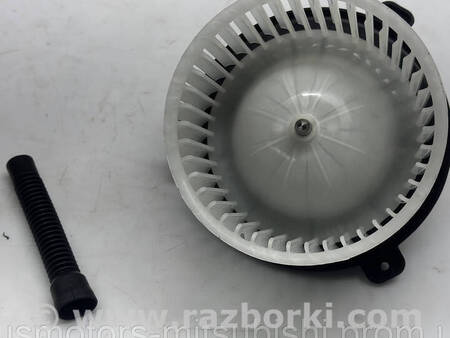 ФОТО Моторчик вентилятора пічки для Mitsubishi Pajero Sport III Коломия