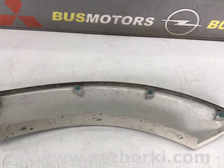 ФОТО Накладка дверей задня права для Mitsubishi Pajero Sport II Коломия