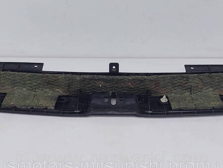 ФОТО Накладка замка багажника для Mitsubishi Outlander Коломия