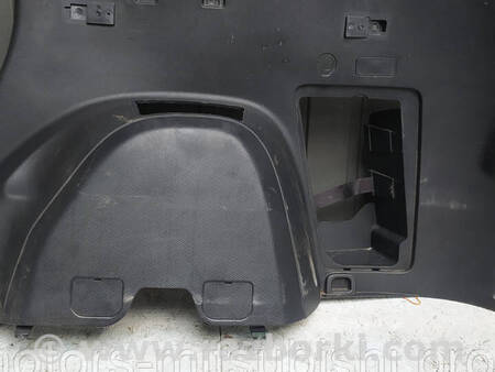 ФОТО Накладка збоку багажника права для Mitsubishi Outlander GF (2012-) Коломия