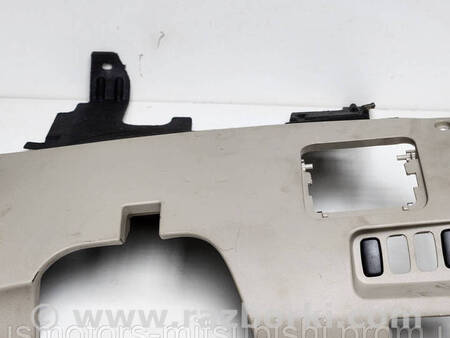 ФОТО Накладка торпедо нижня для Mitsubishi Outlander GF (2012-) Коломия