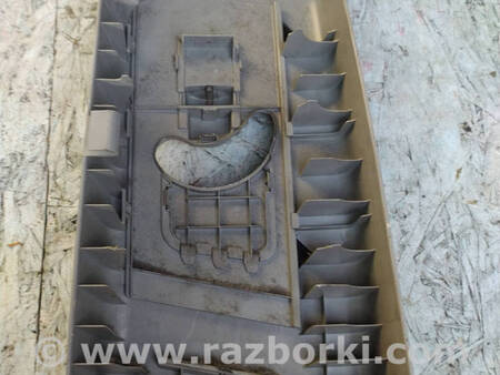 ФОТО Обшивка стійки центральна верхня для Mitsubishi Outlander GF (2012-) Коломия